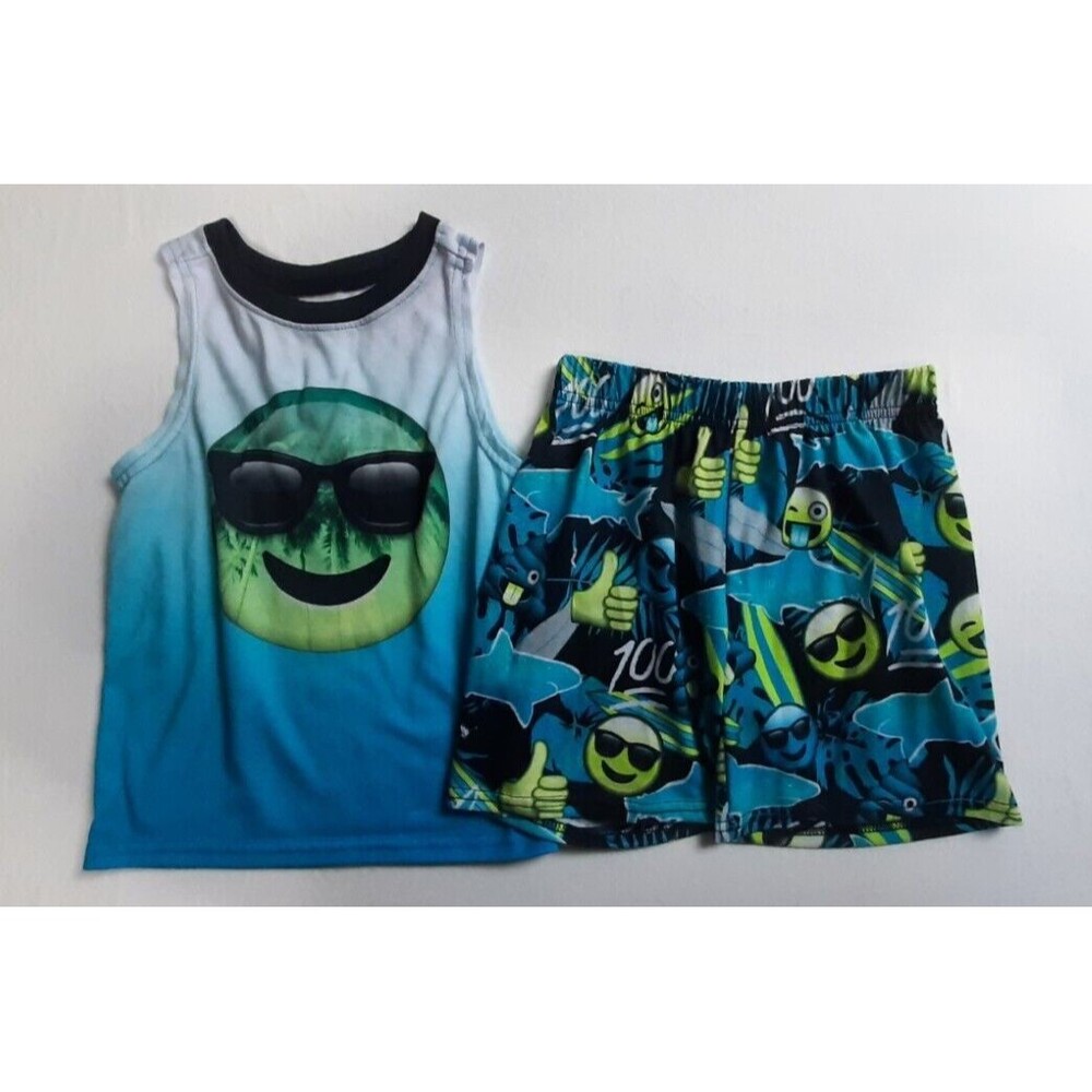 Lot of 7 Boy's XS 4/5 Clothing Lot Robe Shorts Hoodie Pajamas - Picture 3 of 7